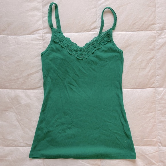 Vibrant Green Tank - Picture 1 of 1